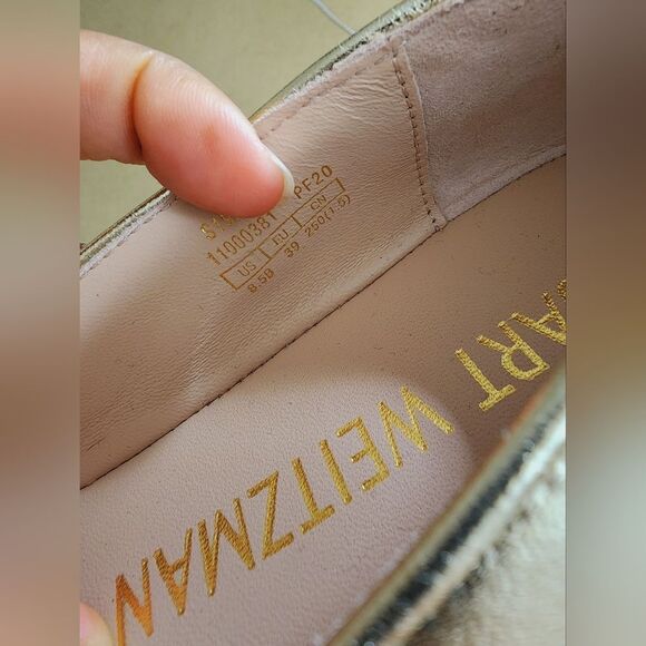 Stuart Weitzman  - Picture 8 of 8